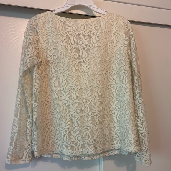 Hollister size small lacy top - Picture 4 of 5